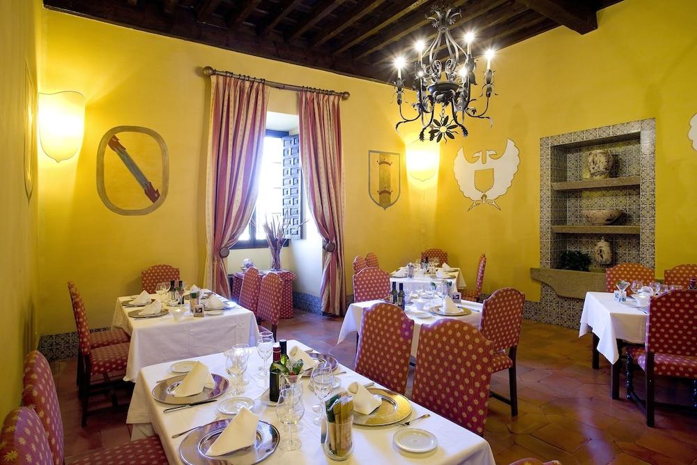 Parador De Jarandilla De La Vera Zewnętrze zdjęcie