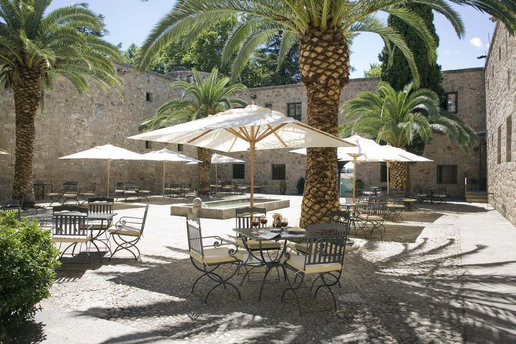 Parador De Jarandilla De La Vera Zewnętrze zdjęcie