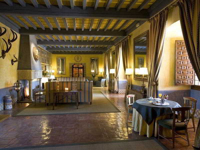 Parador De Jarandilla De La Vera Zewnętrze zdjęcie