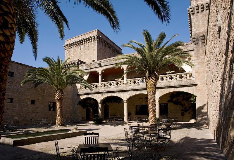 Parador De Jarandilla De La Vera Zewnętrze zdjęcie