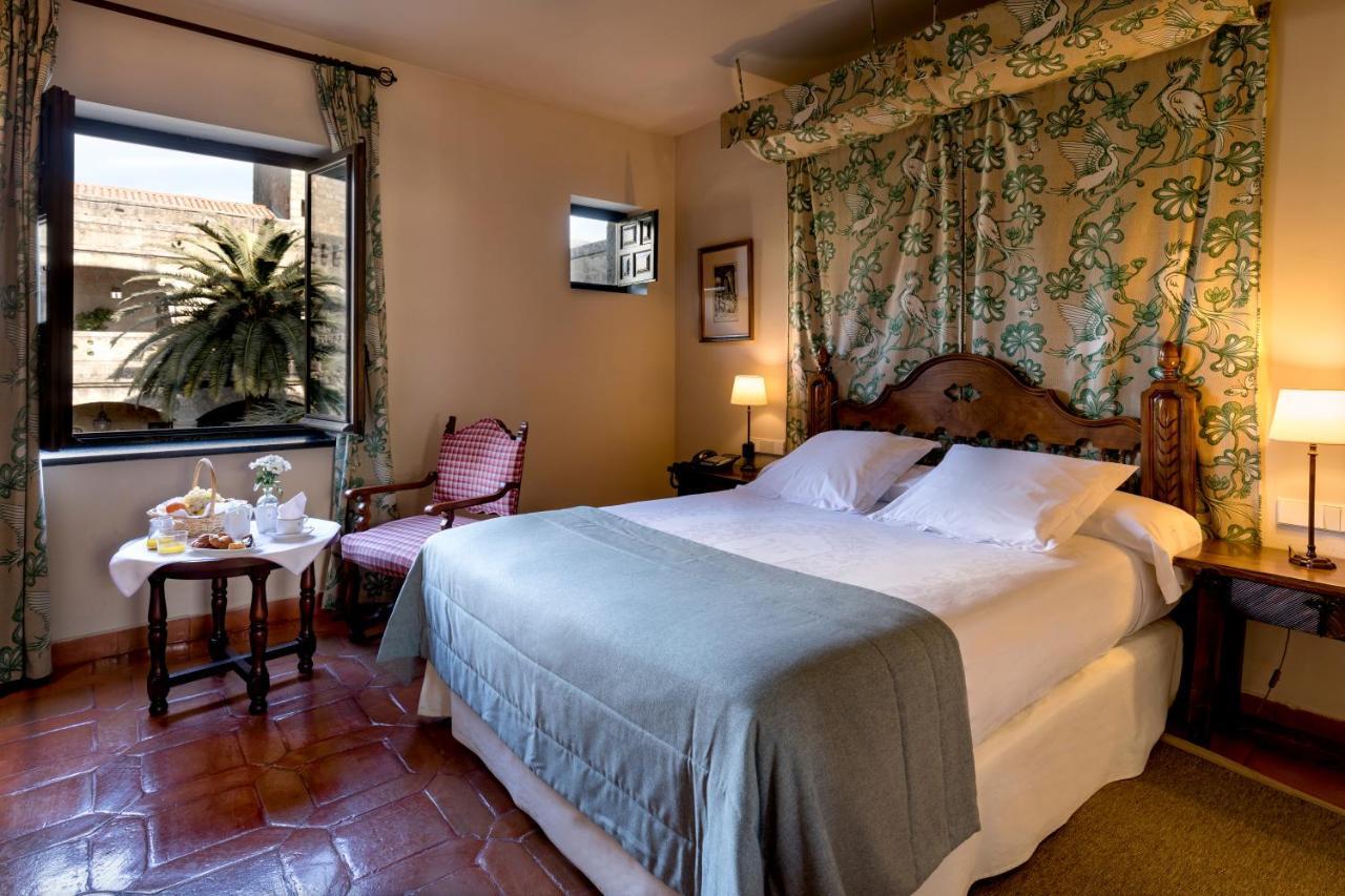 Parador De Jarandilla De La Vera Zewnętrze zdjęcie