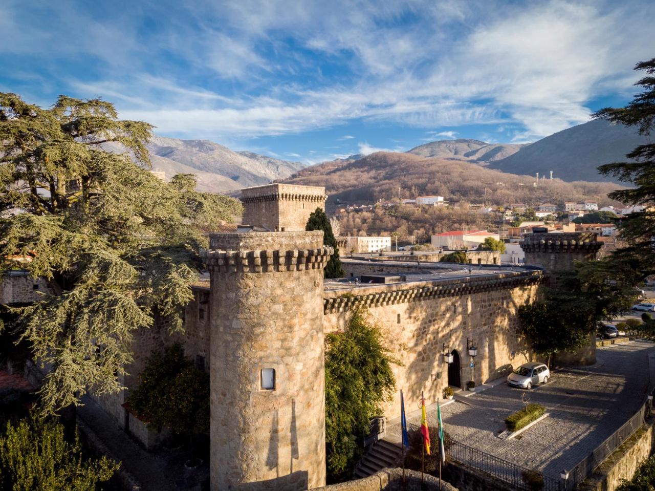 Parador De Jarandilla De La Vera Zewnętrze zdjęcie